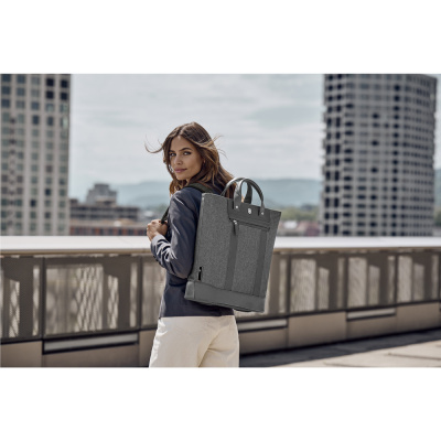 Сумка-рюкзак VICTORINOX Architecture Urban2 2-way Carry Tote 15'',серая,полиэстер/кожа,40x15x40см,20л