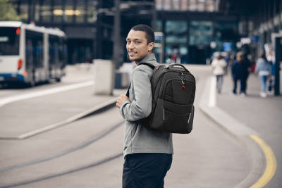 Рюкзак WENGER ALTAIR 15.6", черный, переработанный ПЭТ/Полиэстер, 32х21х44 см, 22 л.