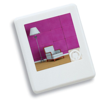 Пятнашки белый