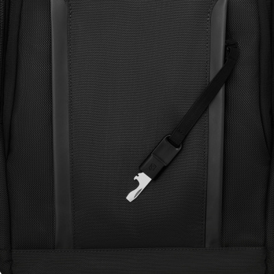 Рюкзак VICTORINOX Altmont Professional Compact Laptop Backpack 15'', чёрный, полиэфирная ткань, 29x22x41 см, 16 л