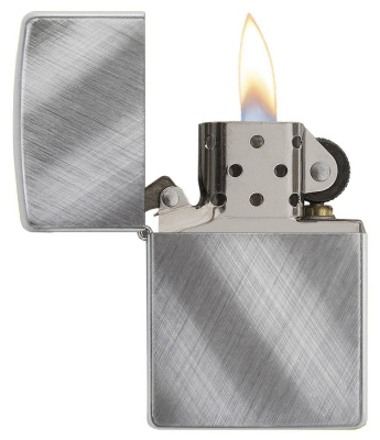 Зажигалка ZIPPO классическая с покрытием матовый хром | Classic Brushed Chrome, латунь/сталь, серебристая, матовая, 38x13x57 мм