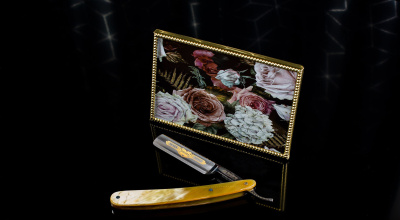 Бритва опасная Dovo, ручка - африканский коровий рог, 5/8", 1/1