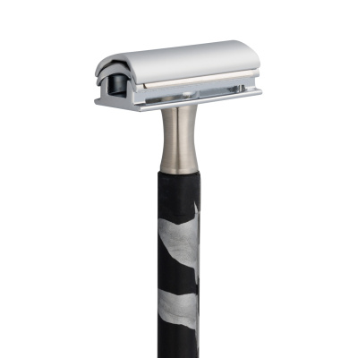 Станок Т-образный для бритья ERBE с двумя лезвиями, нержавеющая сталь, хромированное покрытие, силикон, серебристый/черный цвет, в картонной коробке