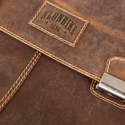 Портфель KLONDIKE Native, натуральная кожа в коричневом цвете, 40 х 11 х 31 см