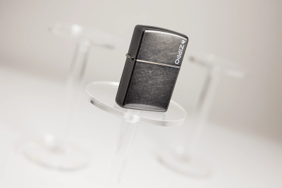 Зажигалка ZIPPO Logo с покрытием Gray Dusk, латунь/сталь, серая, матовая, 38x13x57 мм