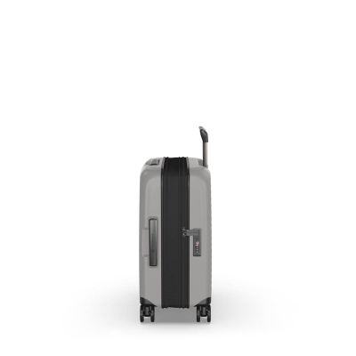 Чемодан VICTORINOX Airox Advanced, серо-белый матовый, 100% поликарбонат Makrolon, 40x20x55 см, 33 л