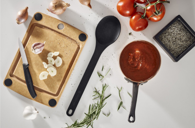 Ложка VICTORINOX Kitchen Utensils Large Spoon, 330x73 мм, бумажный композитный материал, чёрная
