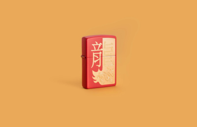 Зажигалка ZIPPO Year of the Dragon 2024 с покрытием Red Matte, латунь/сталь, красная, 38x13x57 мм