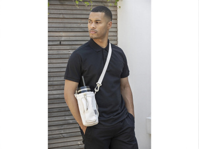 Трип Эви дорожная сумка для бутылок из переработанного материала объемом 2 л, кремовый