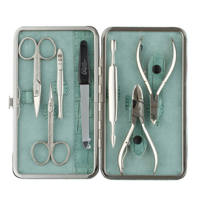 Маникюрный набор GD, 7 пр. Футляр: искусственная кожа, цвет зеленый