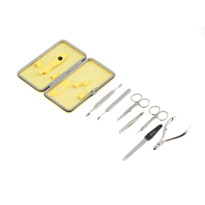 Маникюрный набор GD, 7 пр. Футляр: искусственная кожа, цвет желтый