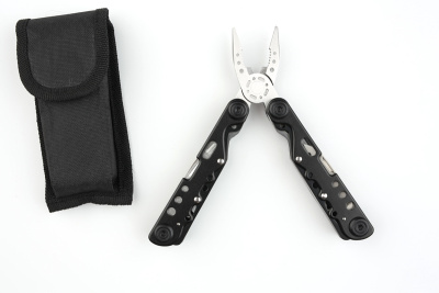 Мультитул Stinger, 105x40 мм, 13 функций, сталь, чёрно-серебристый, в комплекте нейлоновый чехол