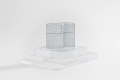 Зажигалка ZIPPO Logo с покрытием Glacier, латунь/сталь, белая, матовая, 38x13x57 мм