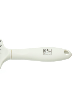 Щетка массажная Dewal Beauty серия "Прованс" с пластиковым штифтом, квадратная, кремовая, 13 рядов