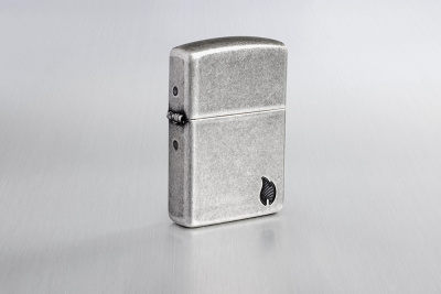 Зажигалка ZIPPO Armor® Flame c покрытием Antique Silver, латунь/сталь, серебристая, 38x13x57 мм
