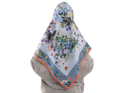 Платок Русский полевой букет, молочный