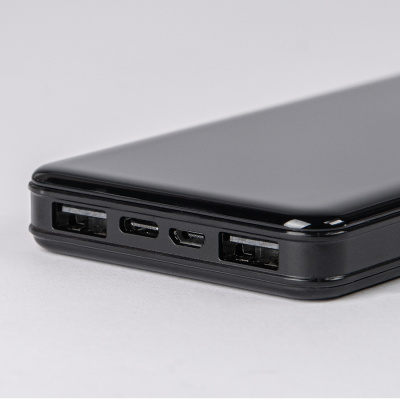 Универсальный аккумулятор Sleek 10 (10000 мАч), черный, 14х6.8х1,5 см