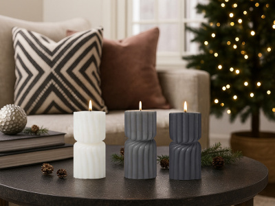 Набор свечей с гранями Vela, темно-серый, белый