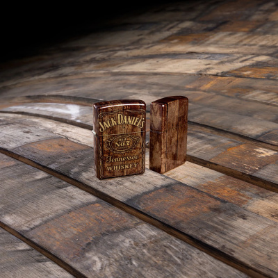 Зажигалка ZIPPO Jack Daniel's с покрытием 540 Tumbled Brass, латунь/сталь, разноцветная, 38x13x57 мм