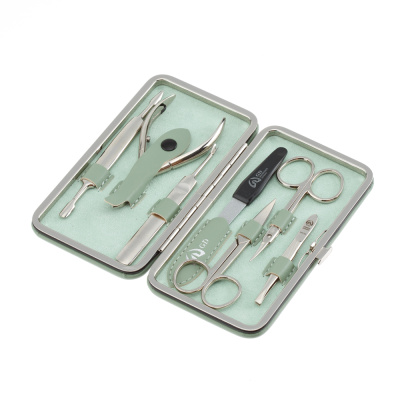 Маникюрный набор GD, 7 пр. Футляр: искусственная кожа, цвет зеленый