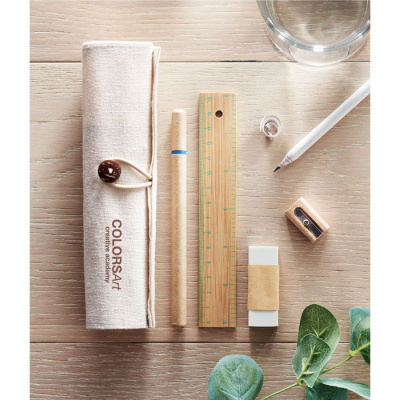 Канцелярский набор в пенале бежевый